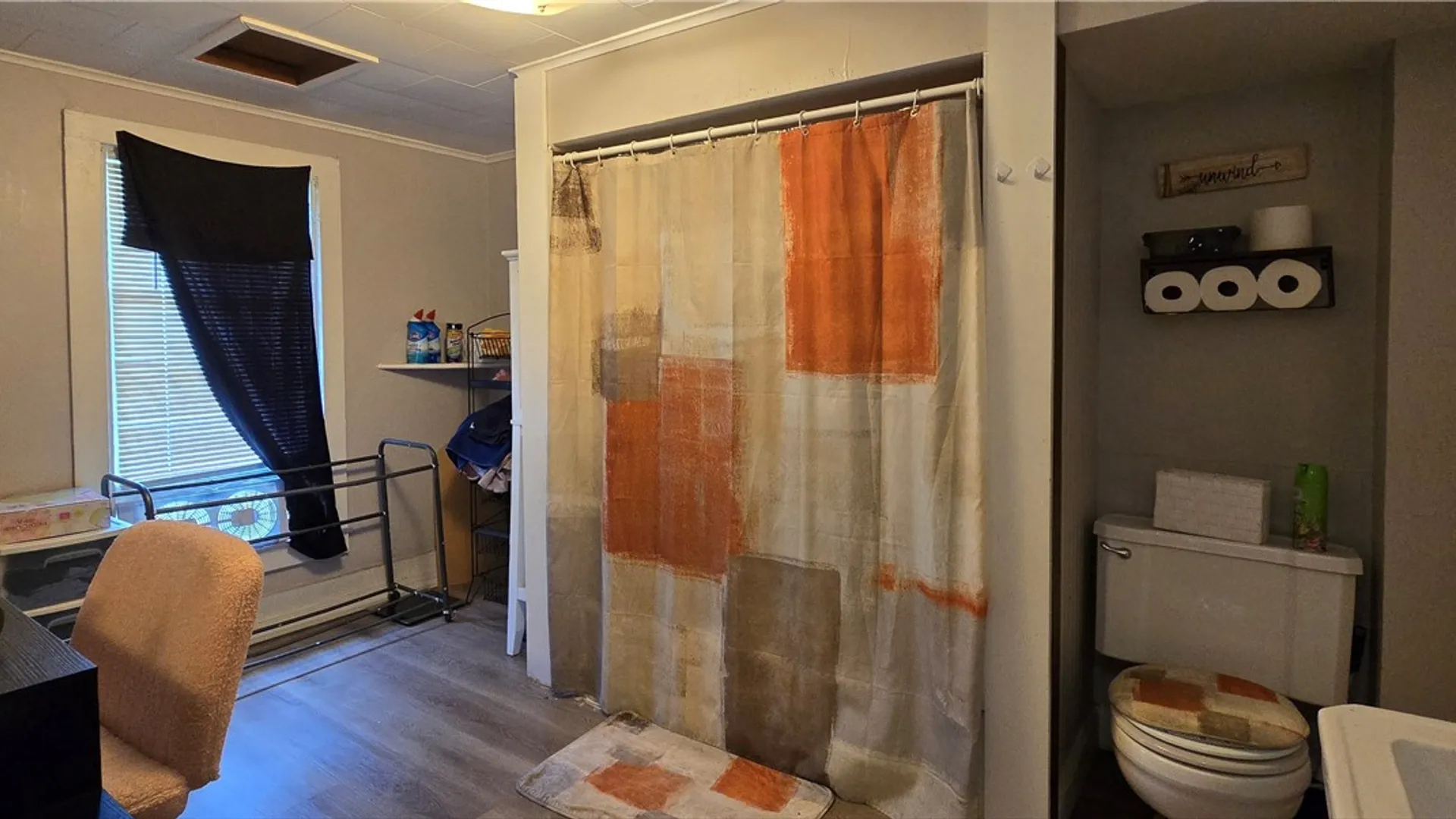 Property at 330 Broadway Street, Elmira City, NY 14904 4