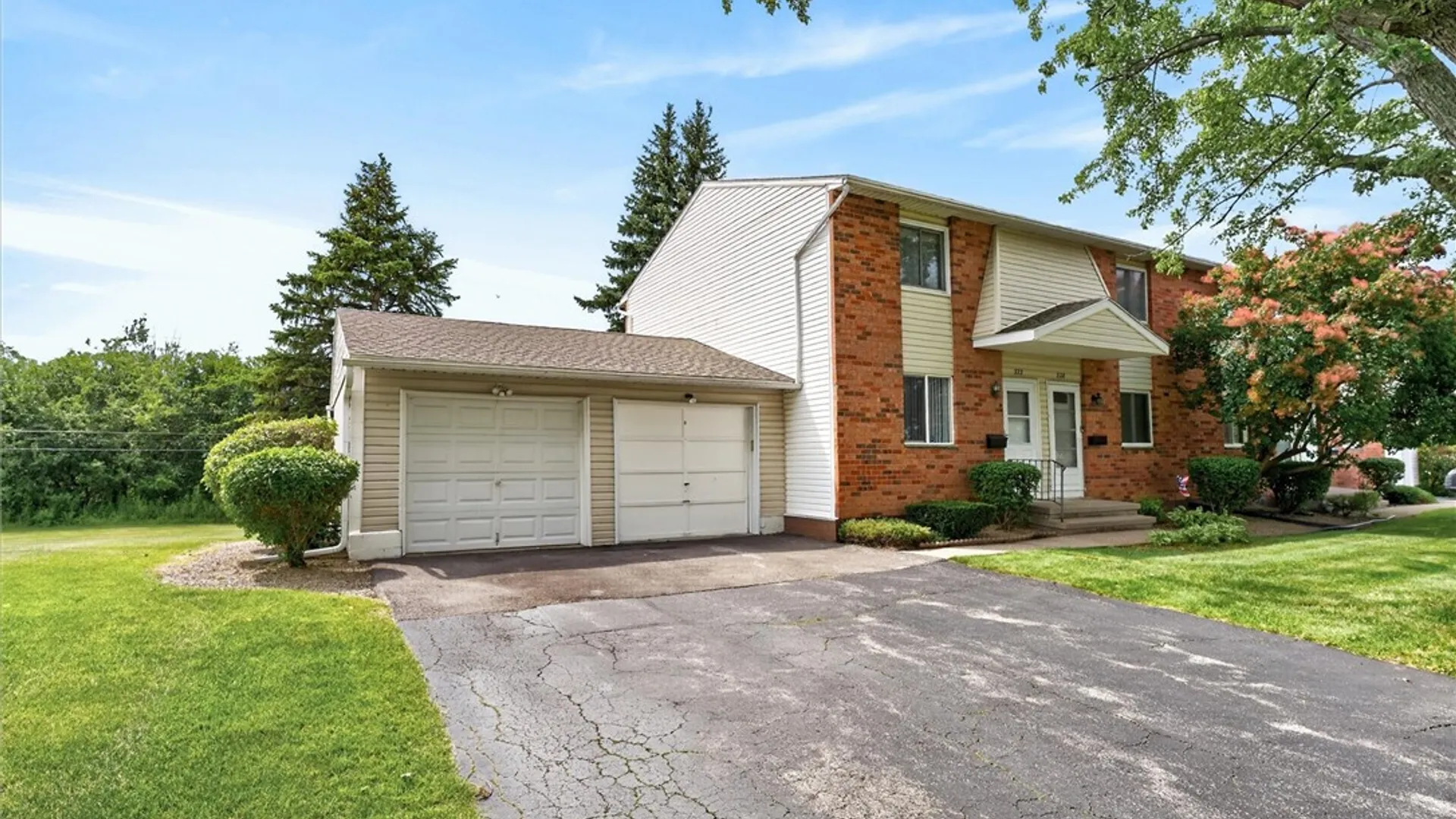Property at 222 Fox Run, Gates, NY 14606 34