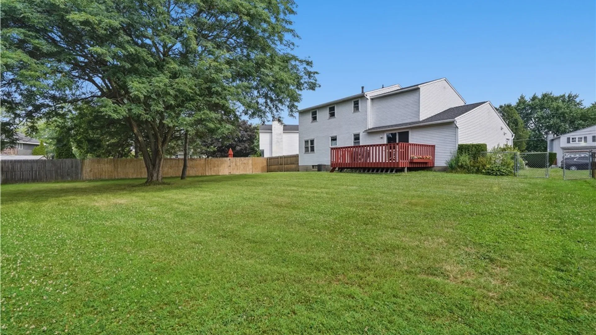 Property at 5354 Vineyard Drive, Clay, NY 13041 45