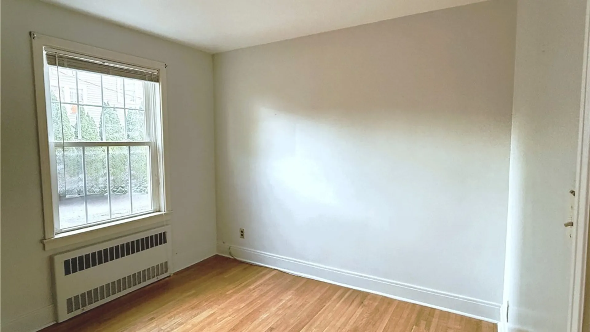 Property at 3840 Macklem Avenue, Niagara Falls, NY 14305 15