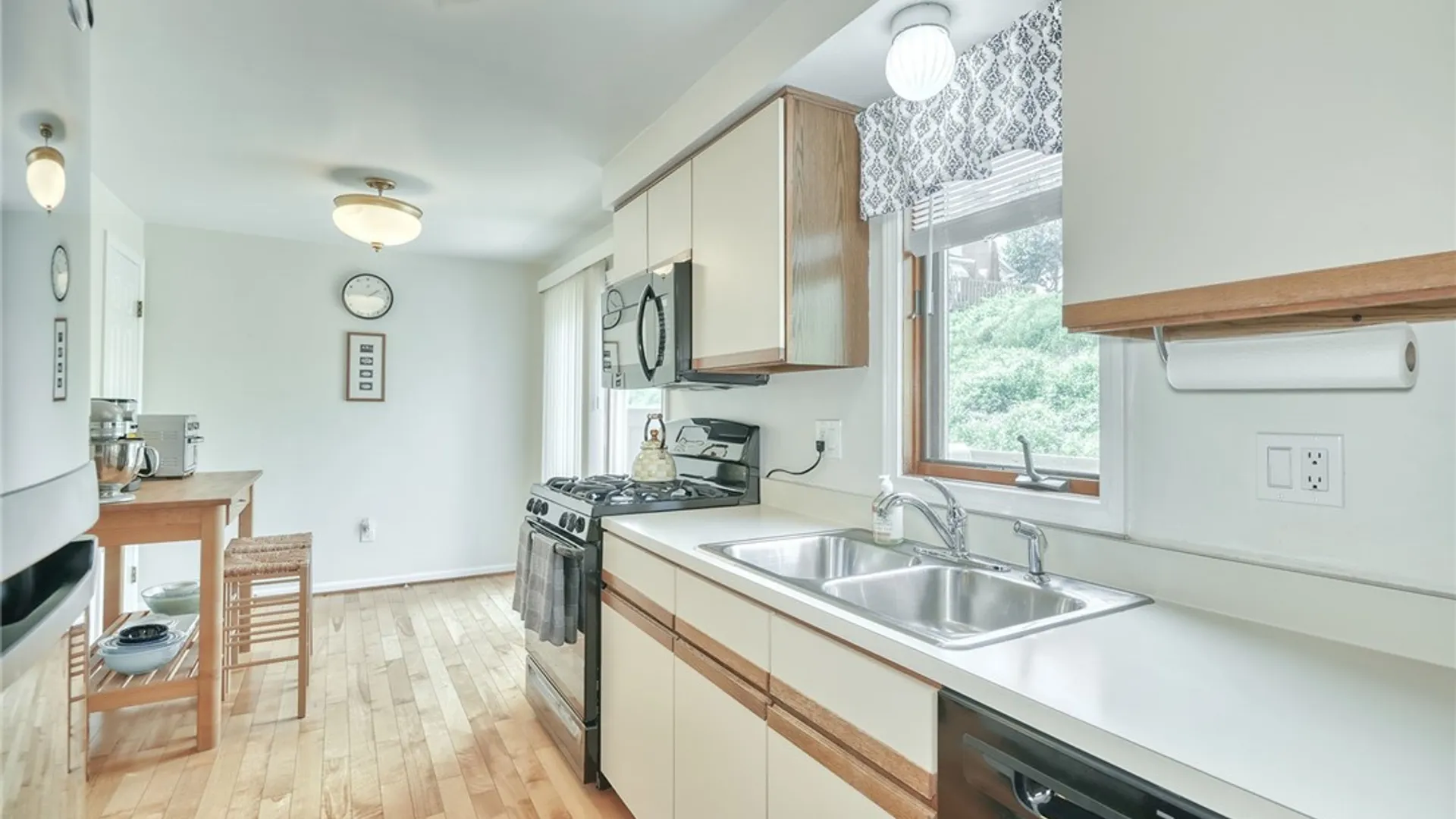 Property at 44 Genesee View, Chili, NY 14623 15