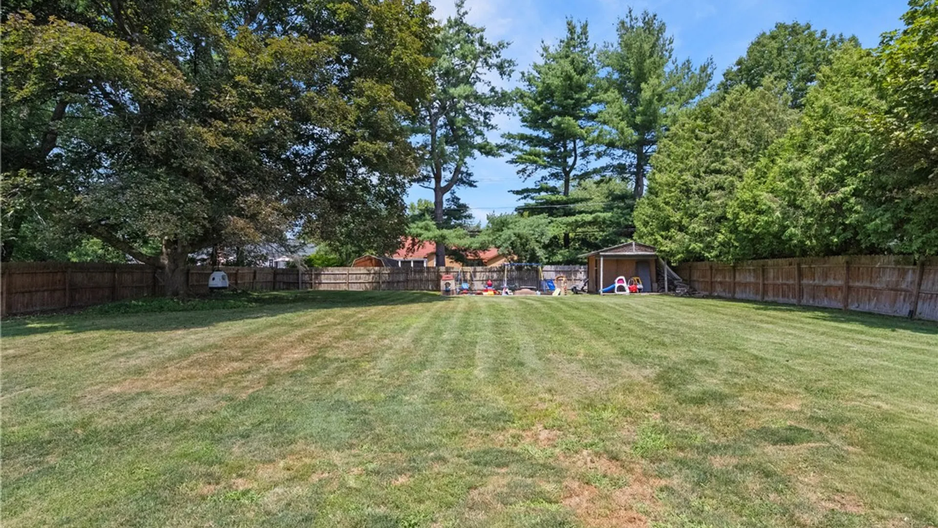 Property at 86 Countryshire Drive, Greece, NY 14626 43