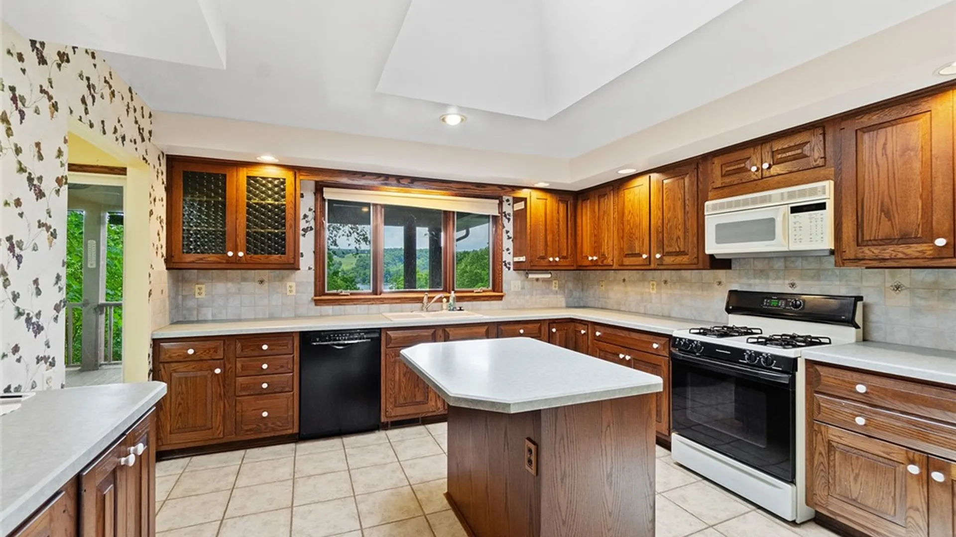 Property at 6217 W Bluff Drive, Jerusalem, NY 14478 10