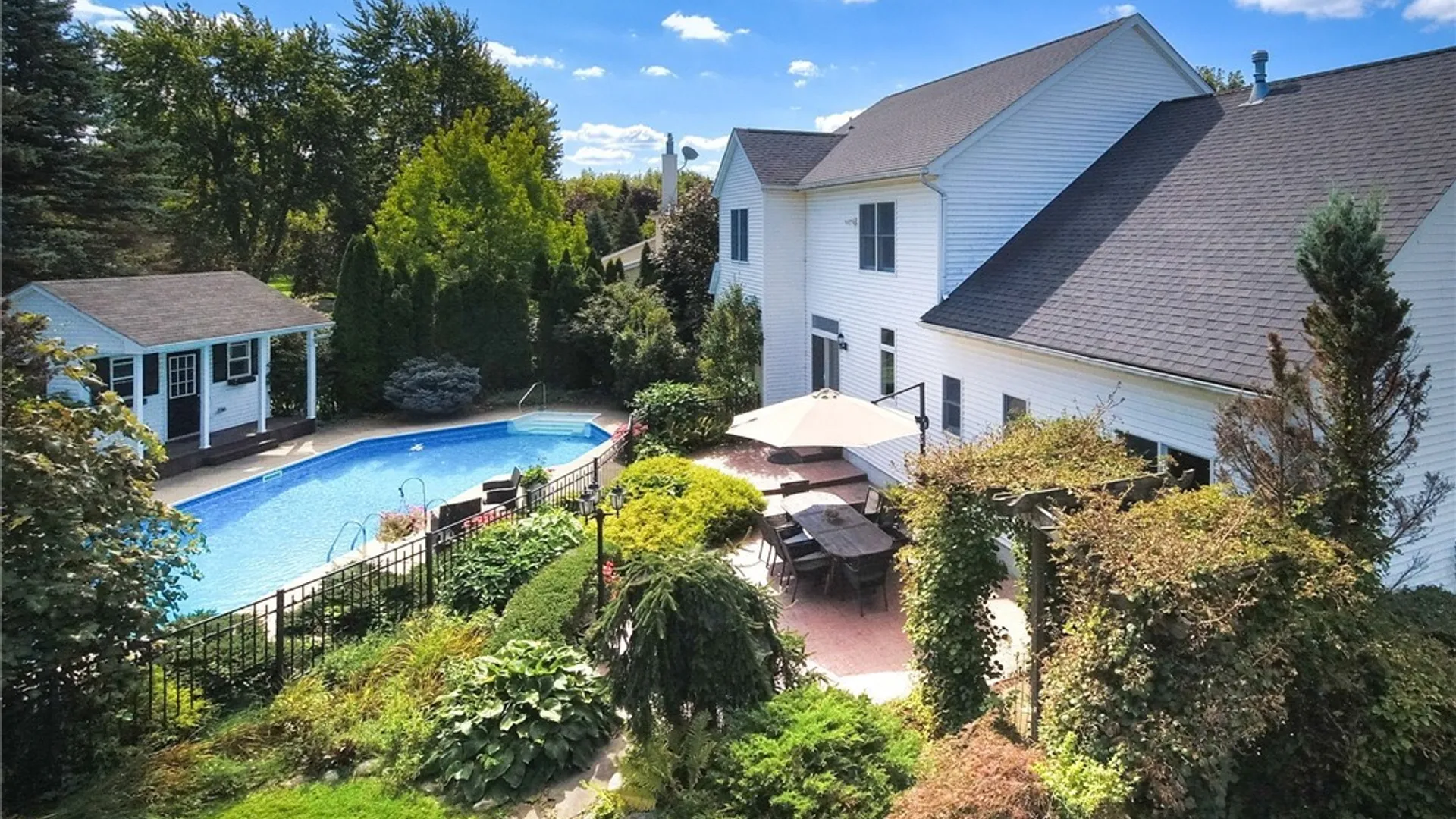 Property at 5453 Marthas Vineyard, Clarence, NY 14032 28