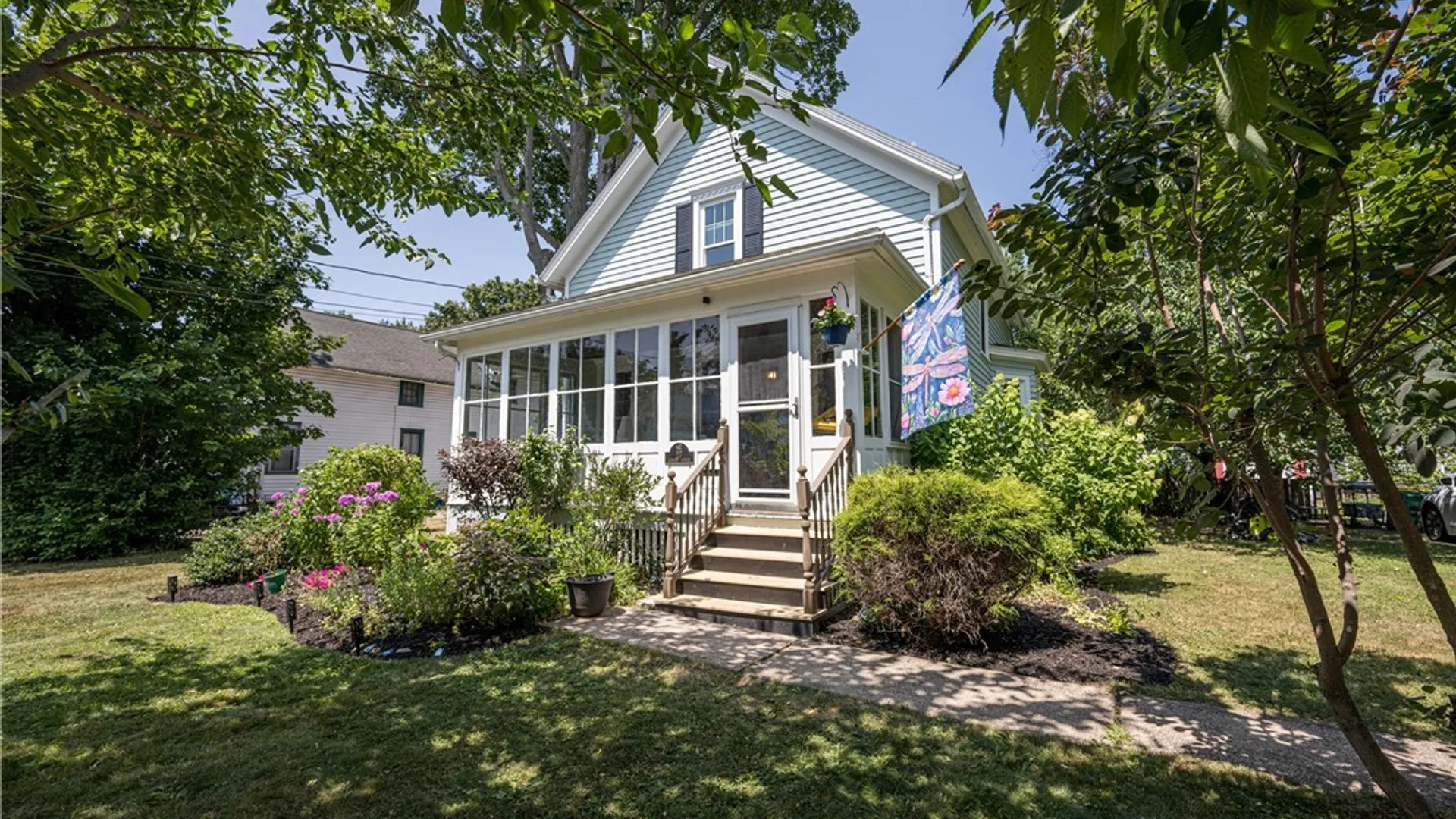 Property at 27 Linwood Avenue, Hamburg, NY 14075 2