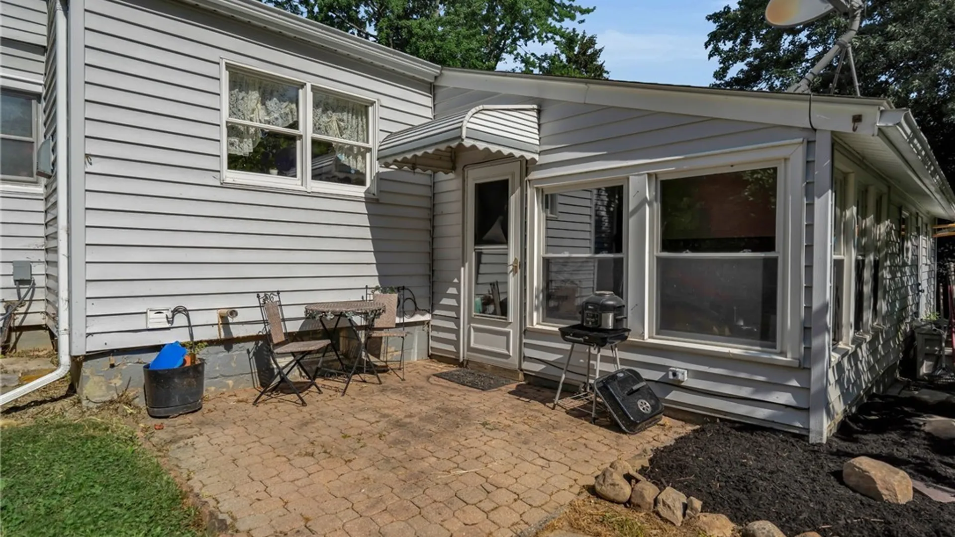 Property at 5841 Lakecrest Drive, Hamburg, NY 14085 25