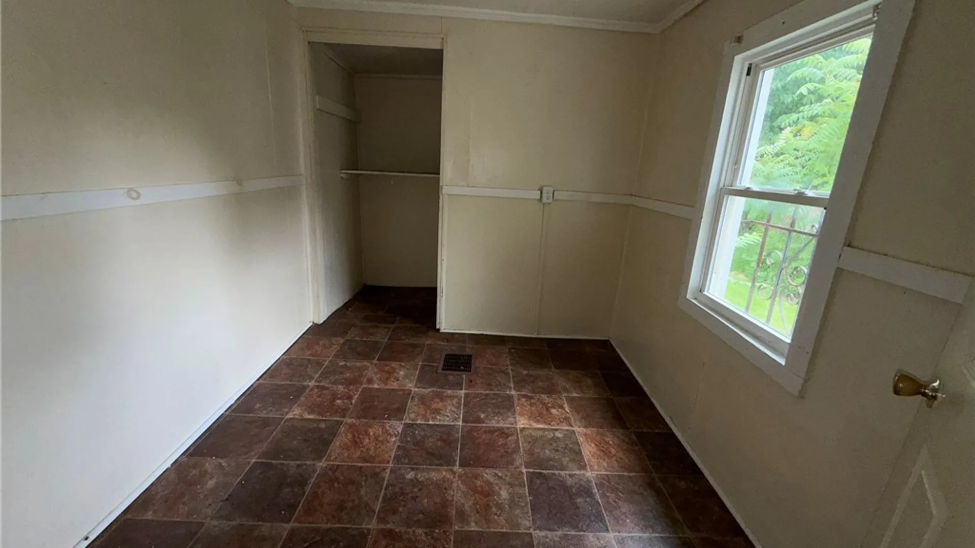 Property at 93 Campbell Street, Rochester, NY 14611 11