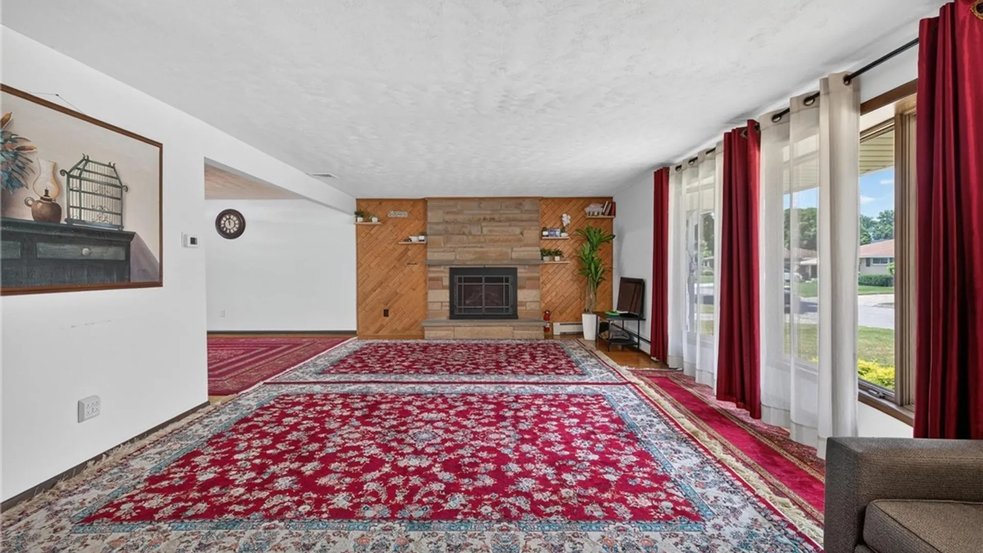 Property at 33 Gregory Drive, West Seneca, NY 14224 7