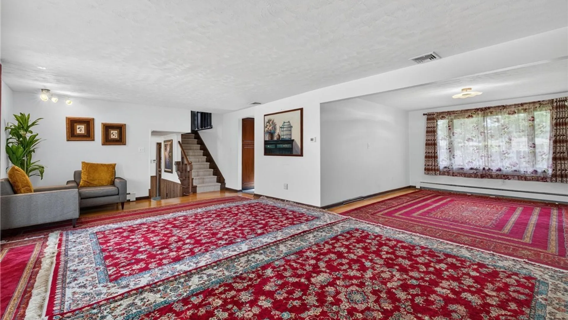 Property at 33 Gregory Drive, West Seneca, NY 14224 8