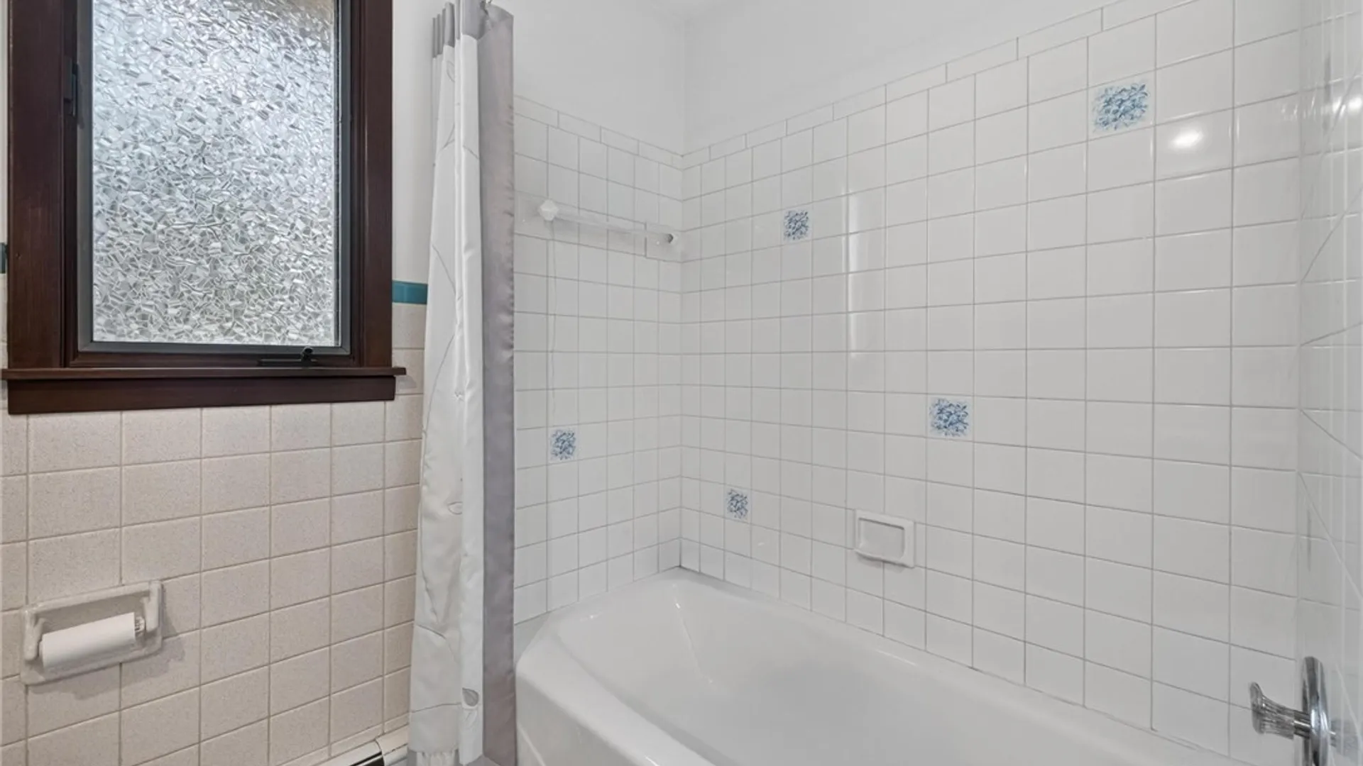 Property at 33 Gregory Drive, West Seneca, NY 14224 33