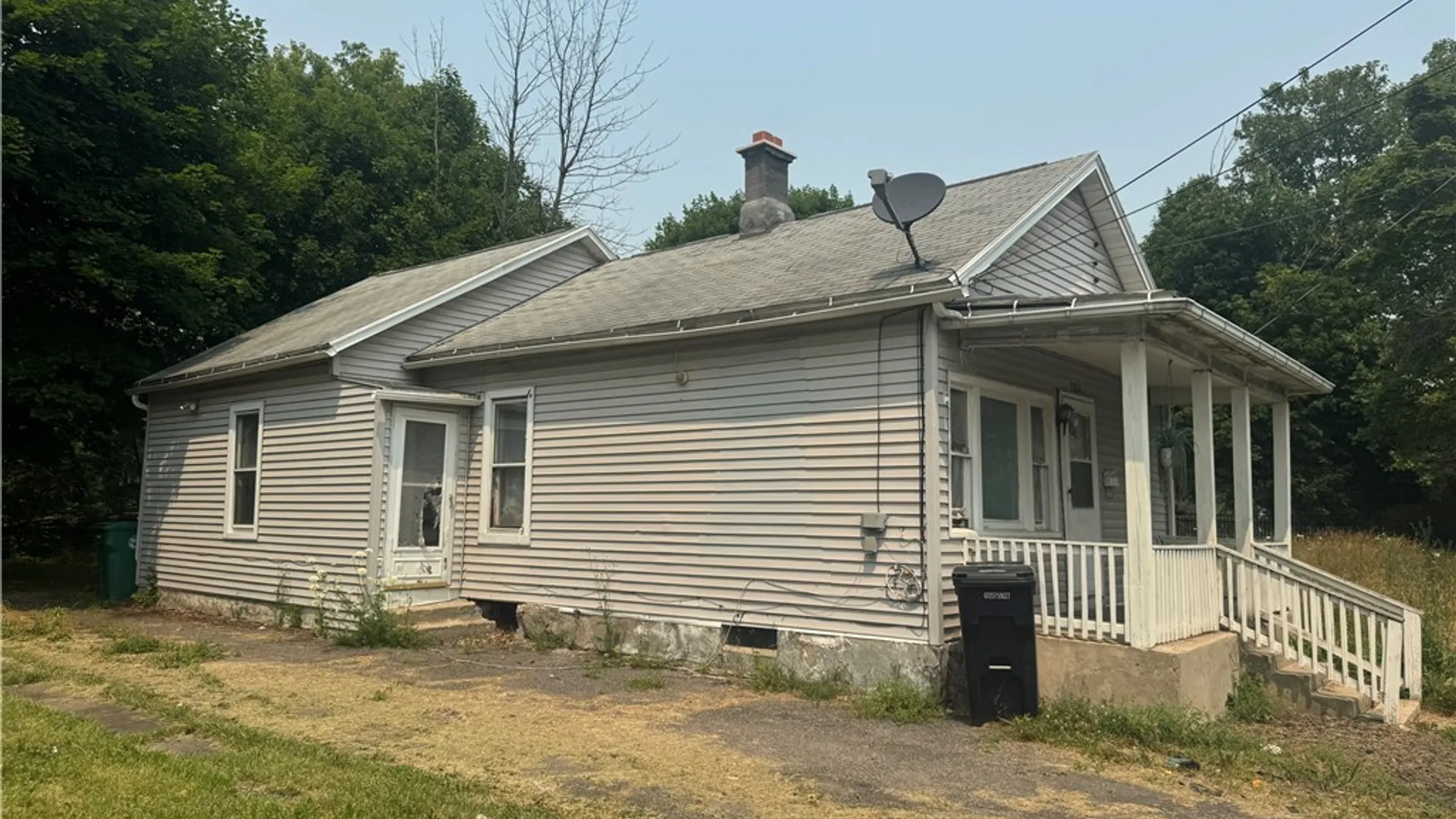 Property at 2814 10th Street, Niagara Falls, NY 14305 2
