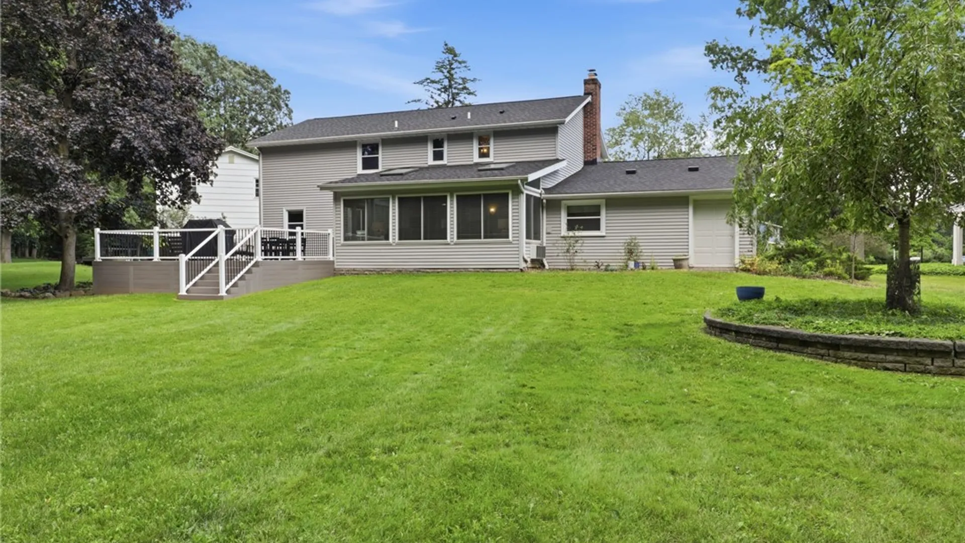 Property at 36 Autumn Oak Circle, Penfield, NY 14526 41