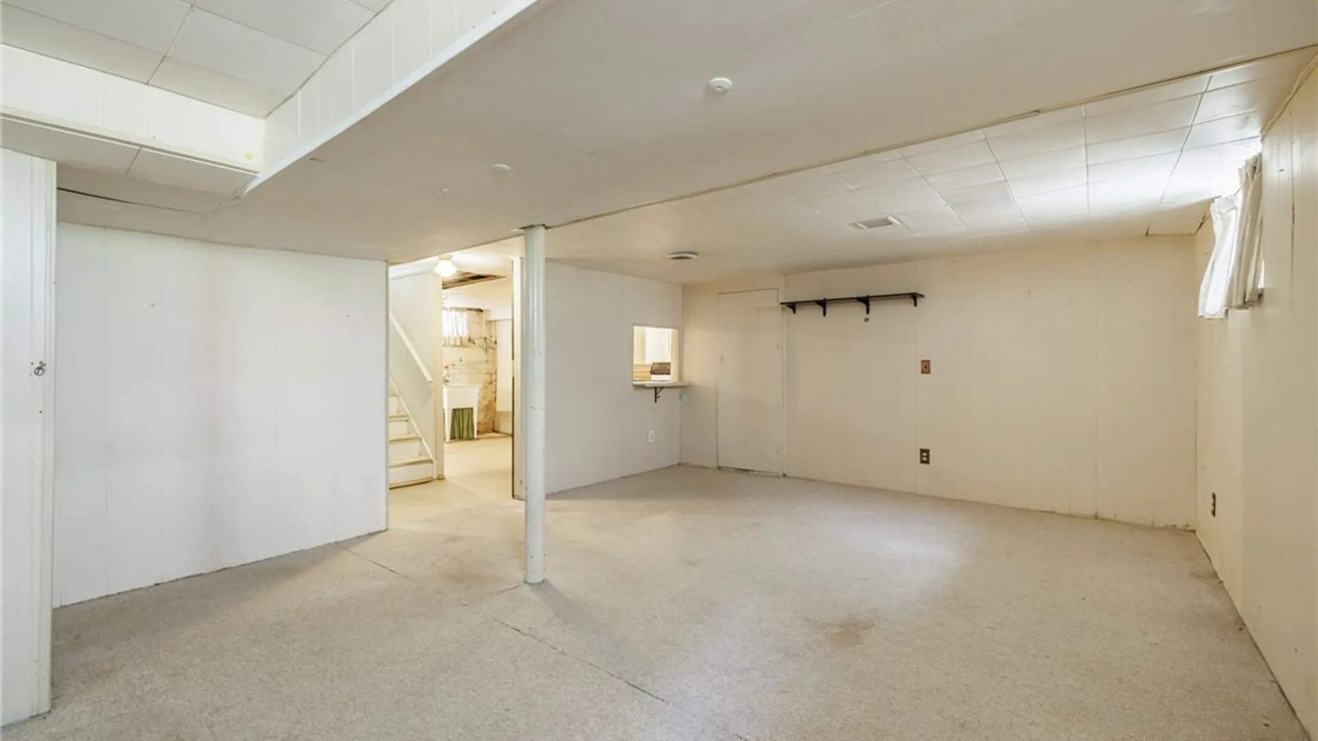 Property at 262 Bancroft Drive, Greece, NY 14616 25
