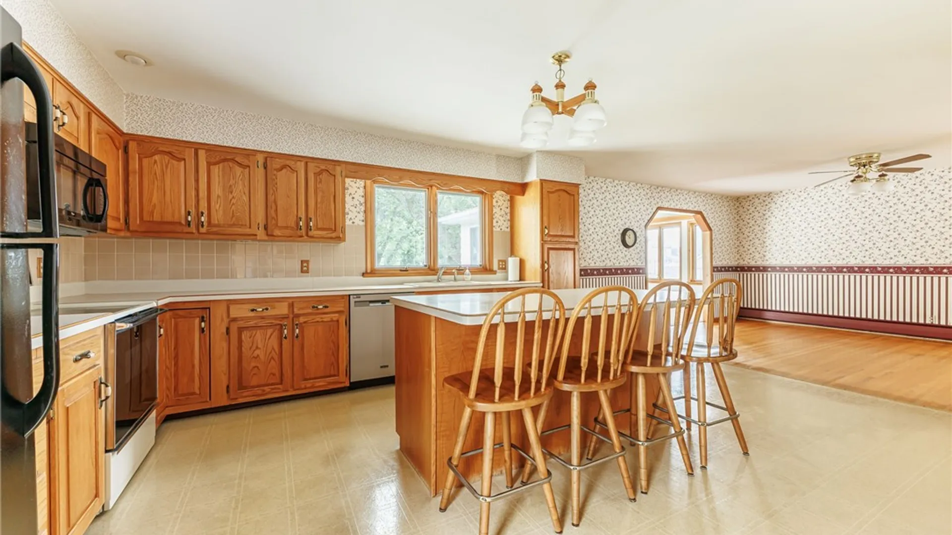 Property at 36 Chandler Avenue, Batavia City, NY 14020 13