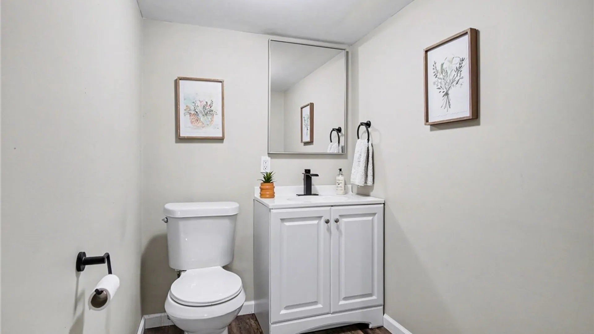 Property at 41 N Lansing Circle, Gates, NY 14624 22