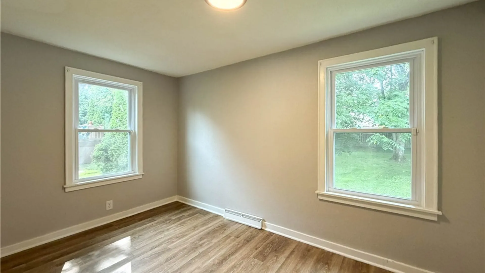 Property at 125 Merritt Place, New Hartford, NY 13413 18