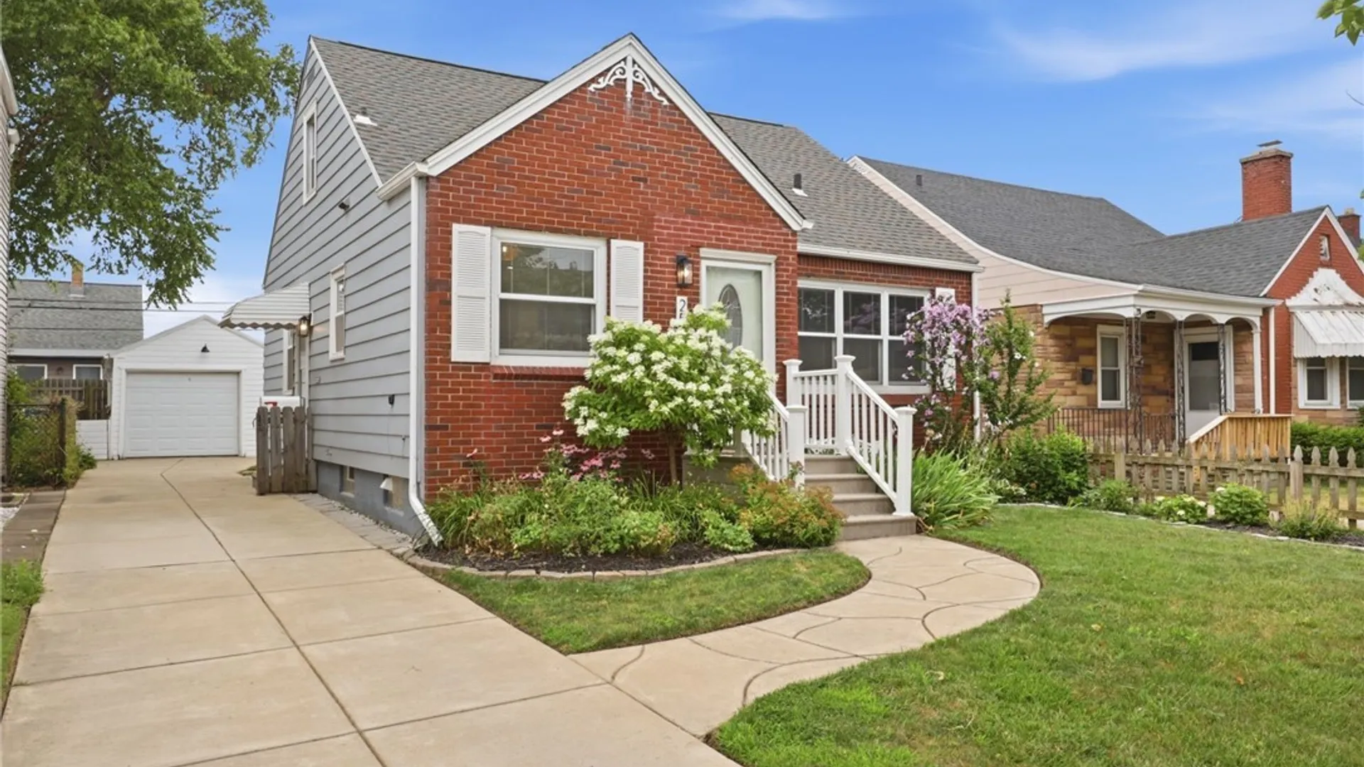 Property at 25 Louvaine Drive, Tonawanda, NY 14223 3