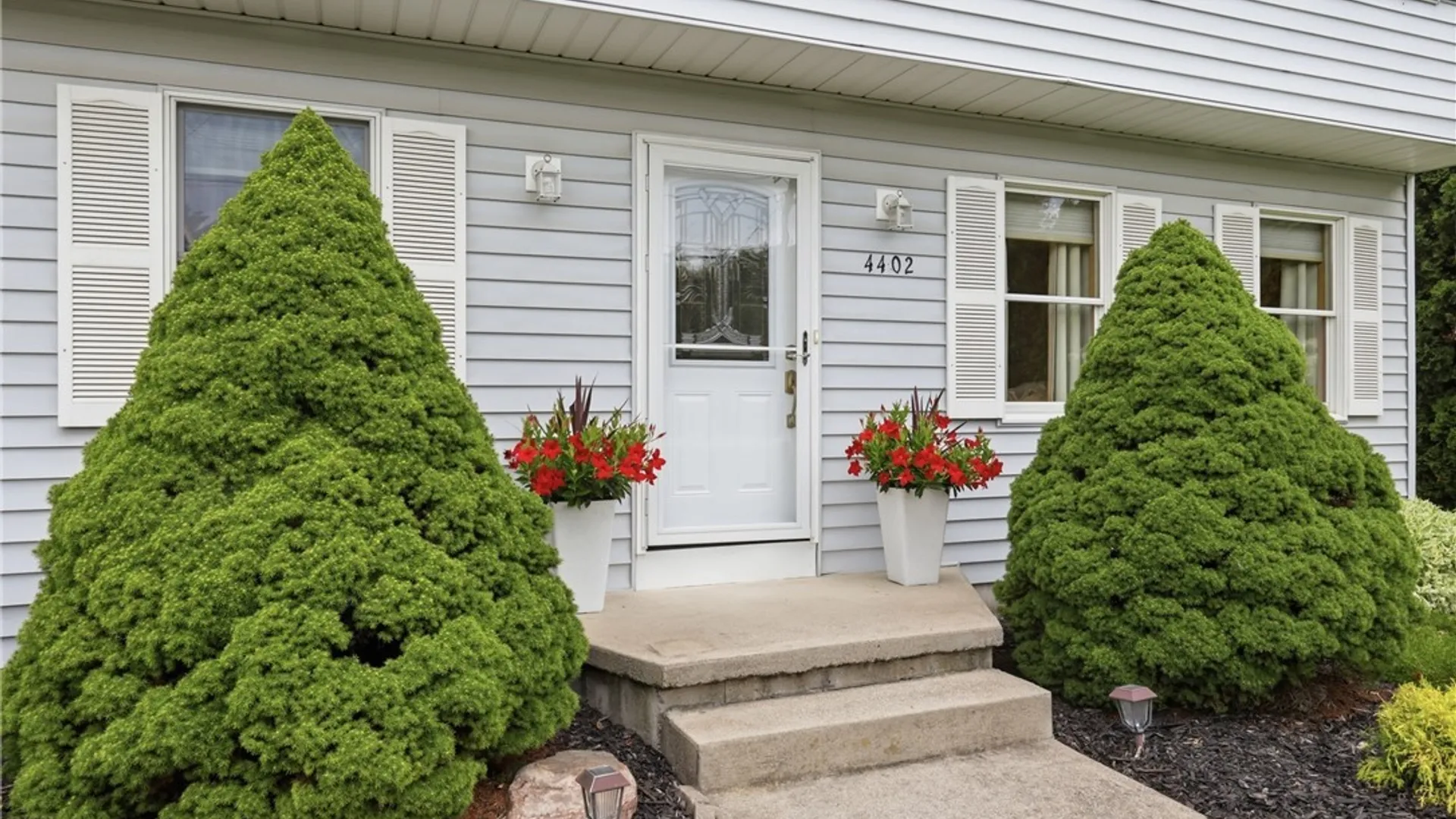 Property at 4402 Creek Road, Lewiston, NY 14092 4