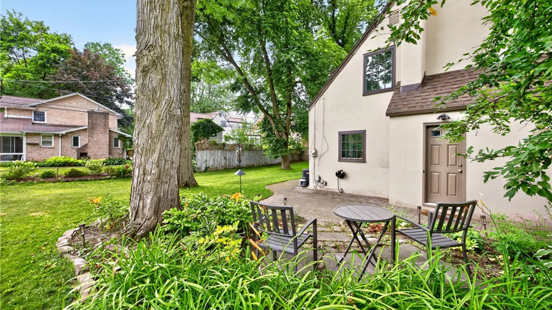 Property at 33 Fair Oaks Drive, Perinton, NY 14445 6