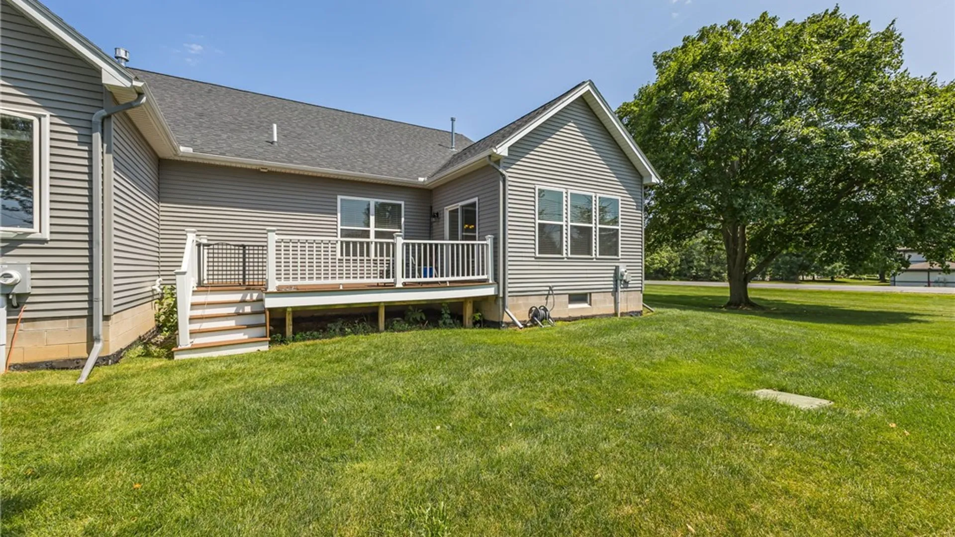 Property at 1 Cedar Cove Trail, Gates, NY 14606 28