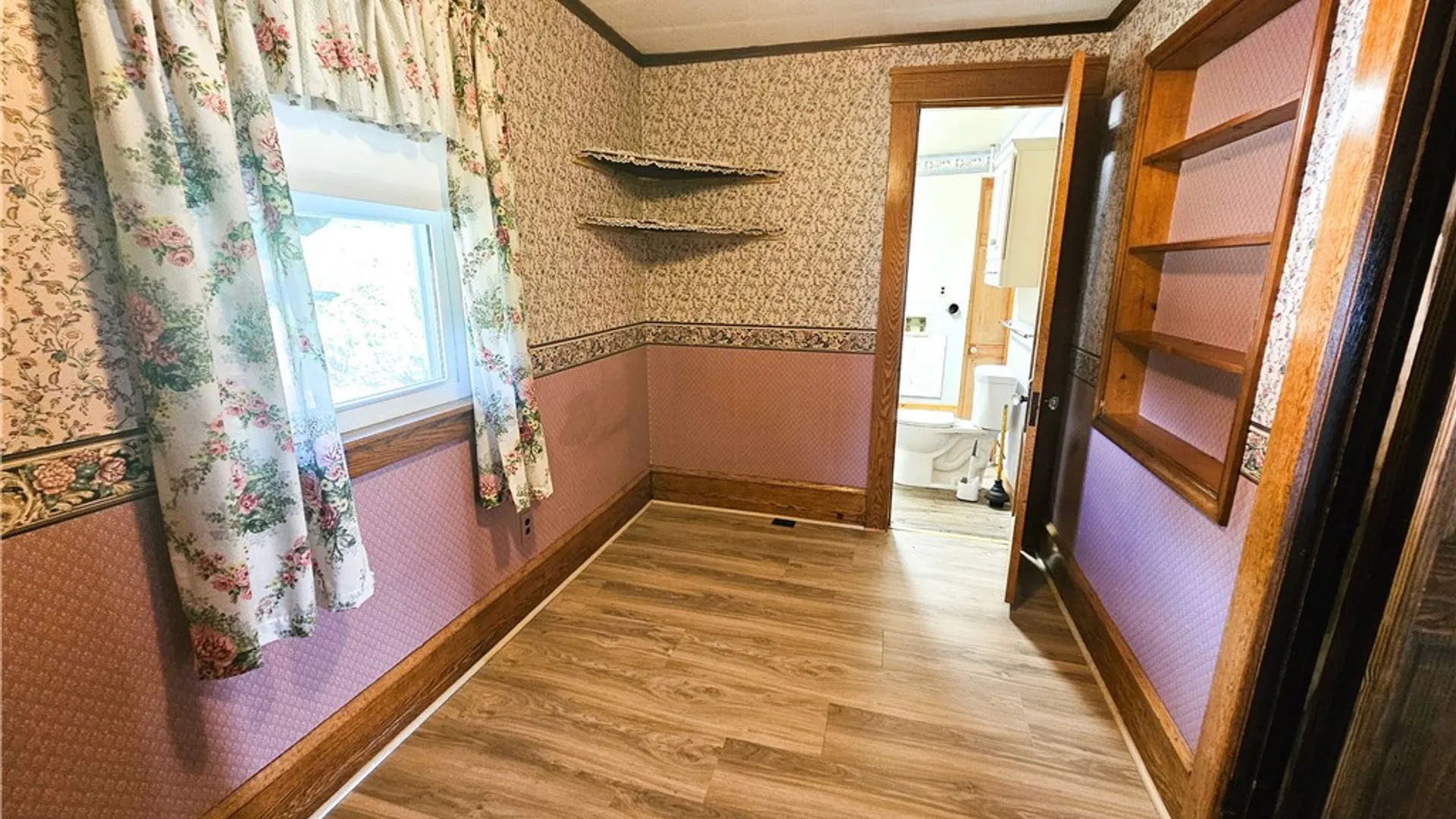 Property at 814 Maple Avenue, Elmira City, NY 14904 10