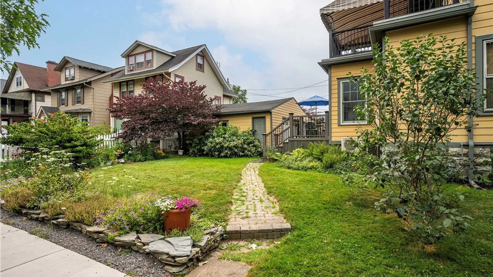 Property at 599 Parkside Ave, Buffalo, NY 14216 37