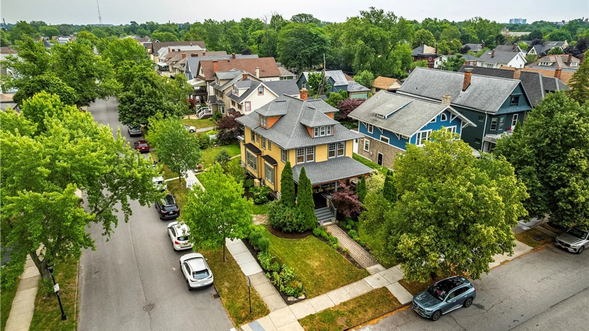 Property at 599 Parkside Ave, Buffalo, NY 14216 45