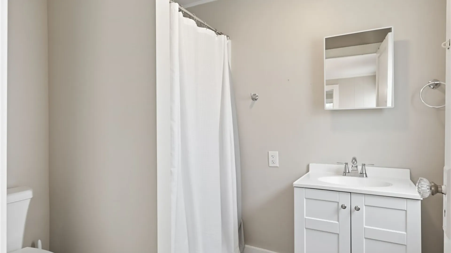 Property at 81 Pleasant Street, Canandaigua City, NY 14424 25
