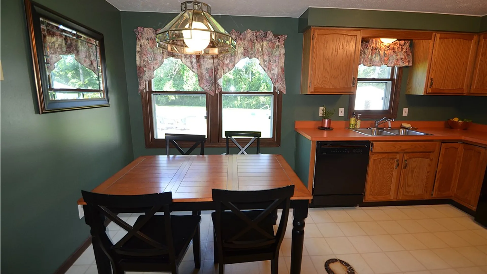 Property at 48 Woodsong Lane, Greece, NY 14612 9