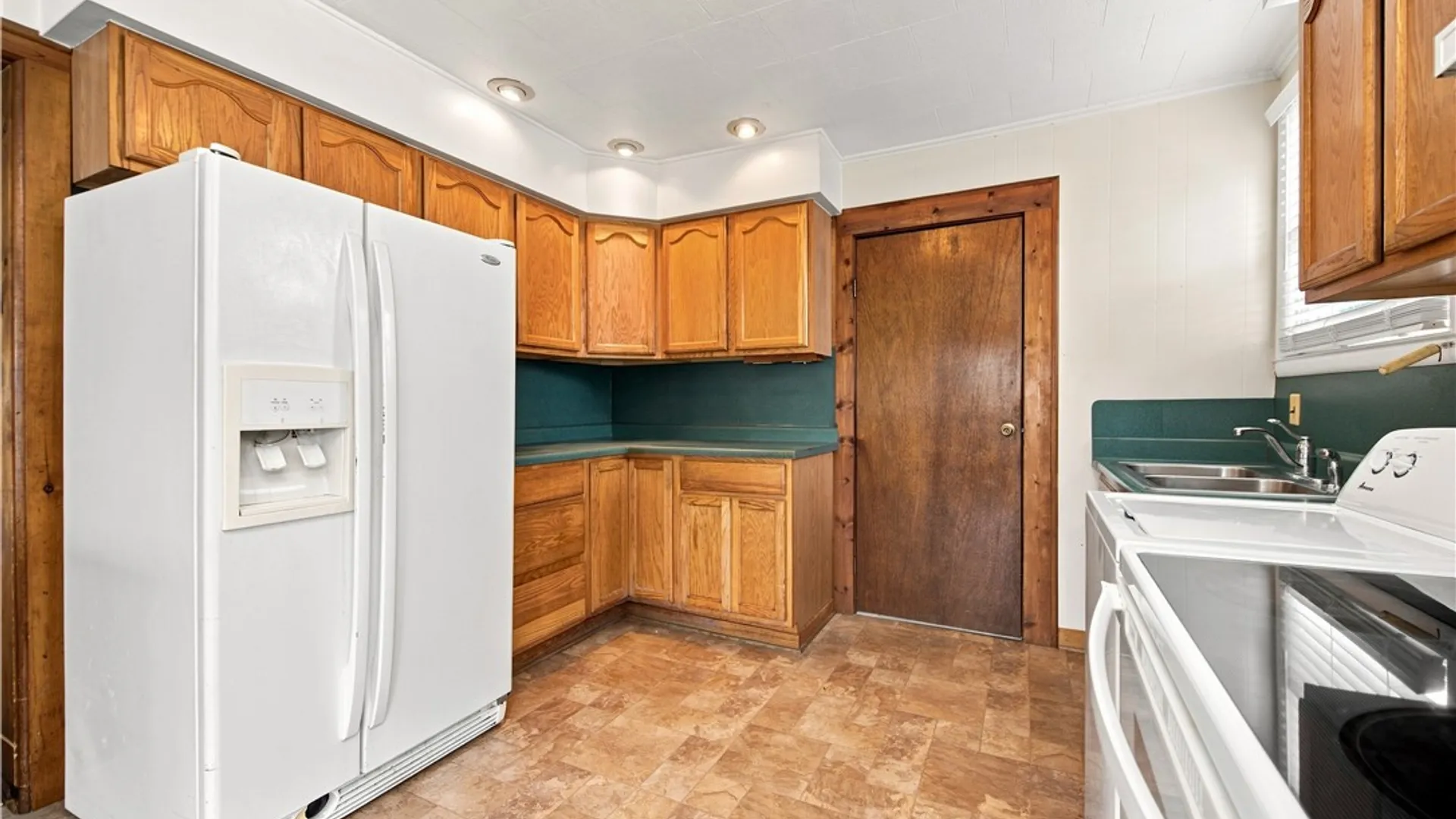 Property at 110 Braddock Road, Greece, NY 14612 11