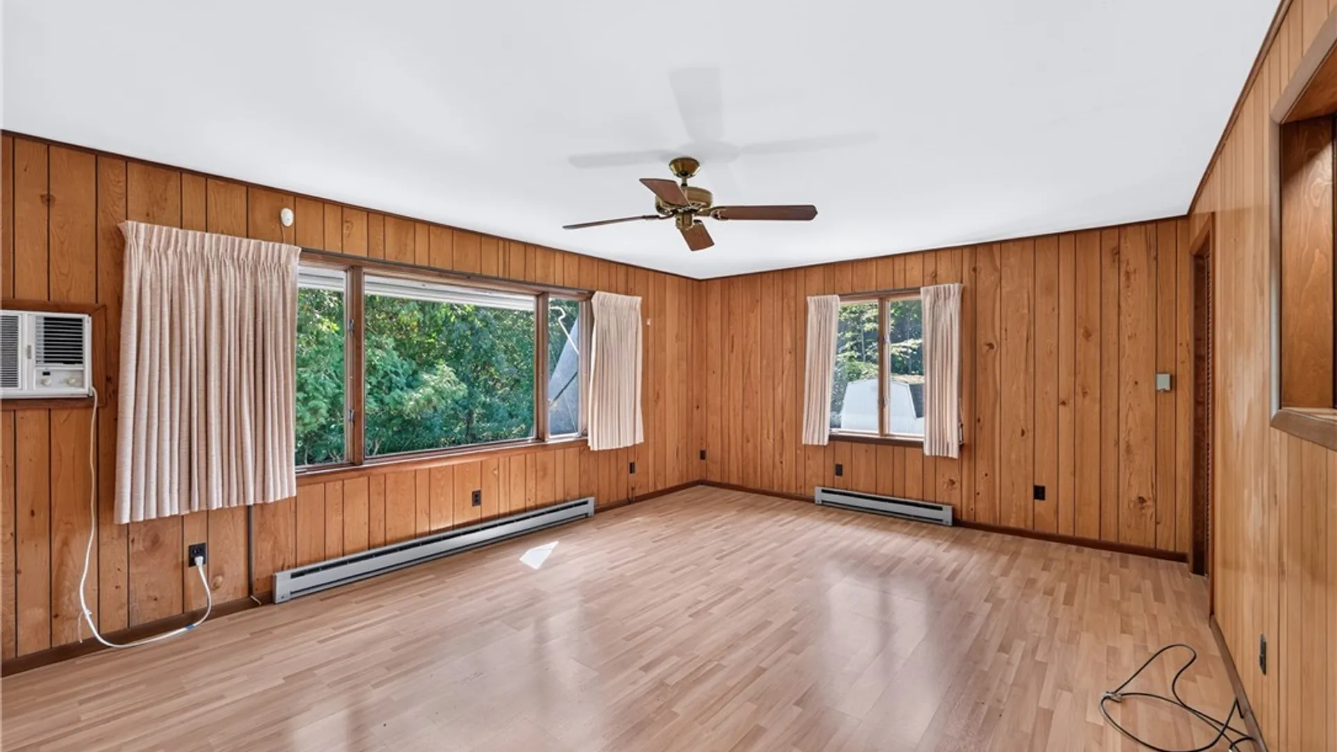 Property at 5 Robin Road, New Hartford, NY 13413 26