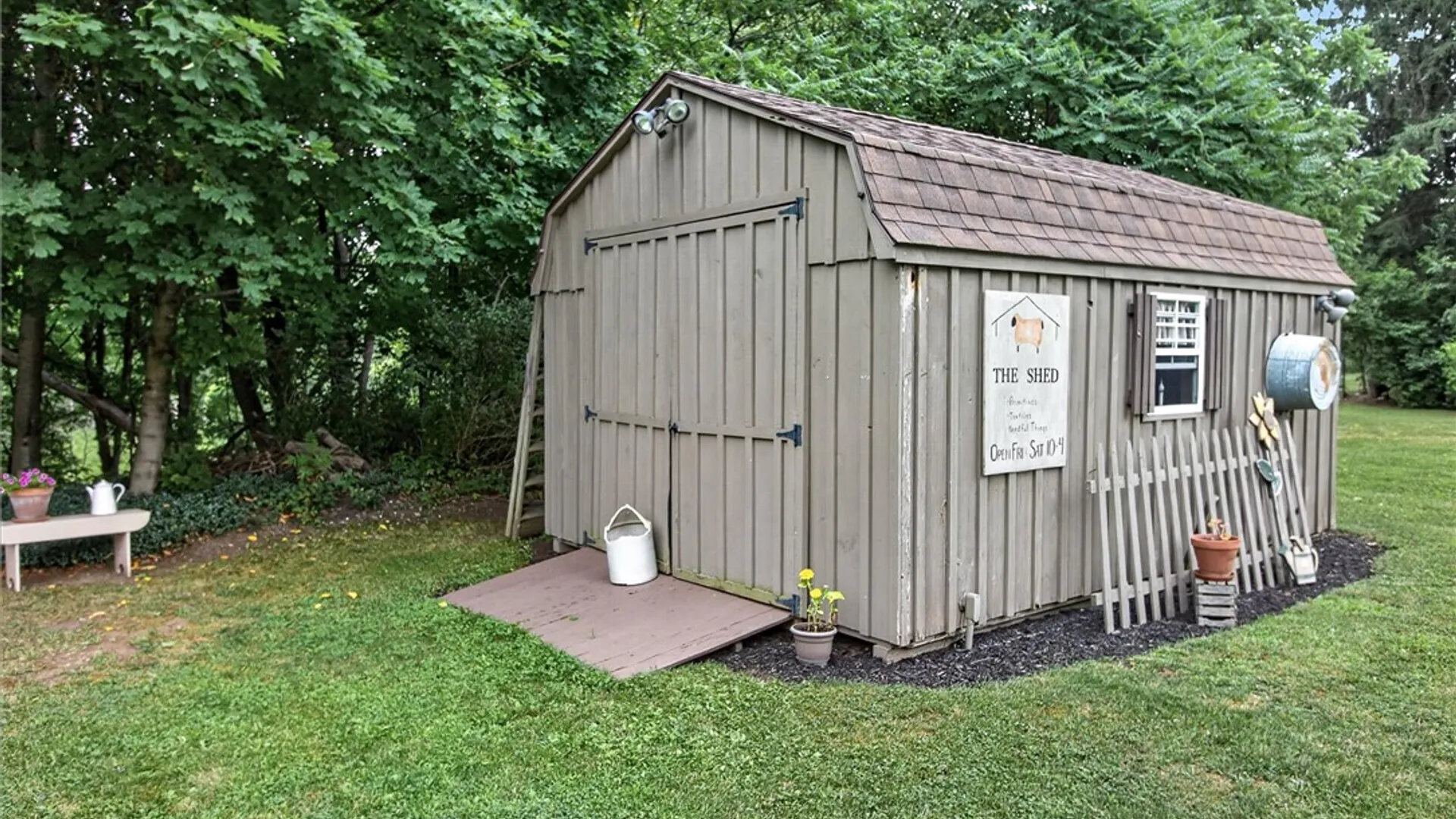 Property at 2046 E Palmyra Port Gibson Rd, Palmyra, NY 14522 14