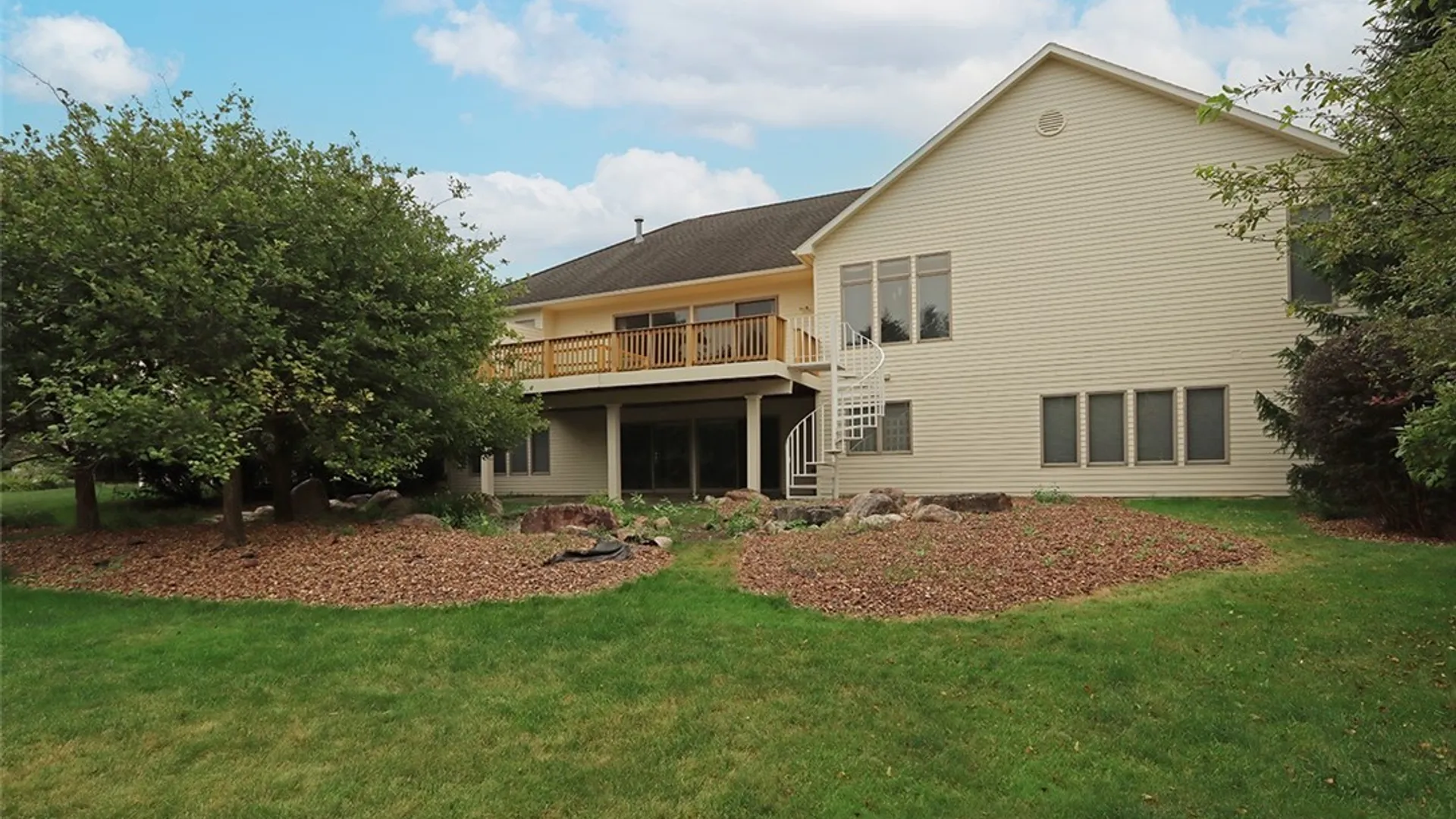 Property at 6003 Bay Hill Circle, DeWitt, NY 13078 49