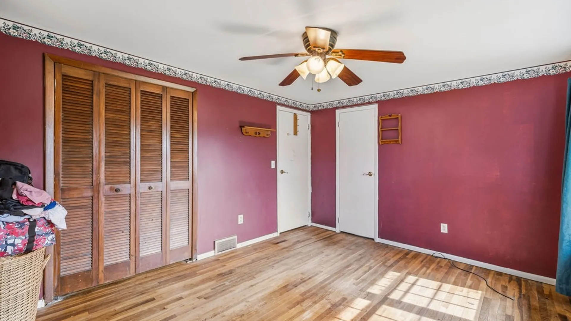 Property at 23 Eisenhower Drive, Lockport City, NY 14094 12