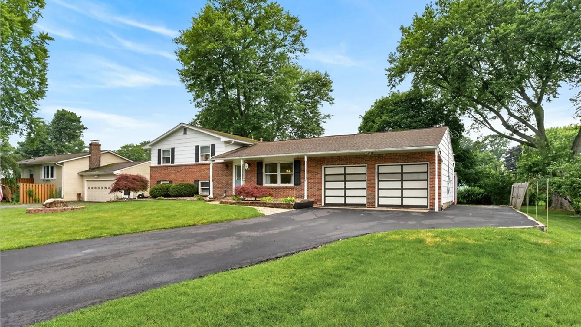 Property at 21 W Canon Drive, Chili, NY 14624 2