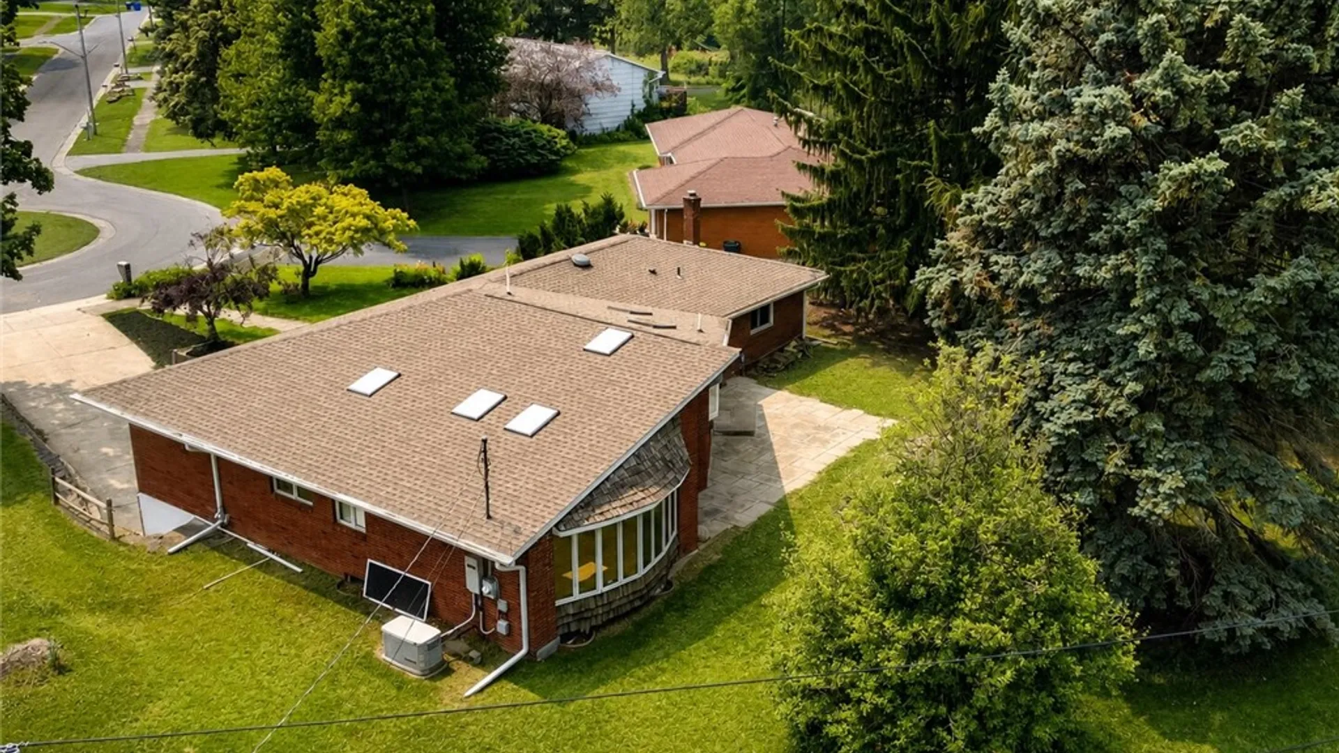 Property at 7 Frandee Lane, Greece, NY 14626 5