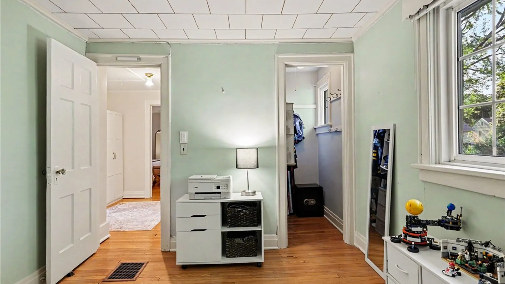 Property at 20 Dover Park, Brighton, NY 14610 28