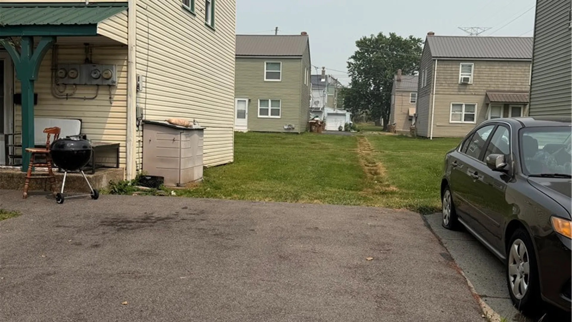 Property at 6 Springfield Drive, Cheektowaga, NY 14225 4