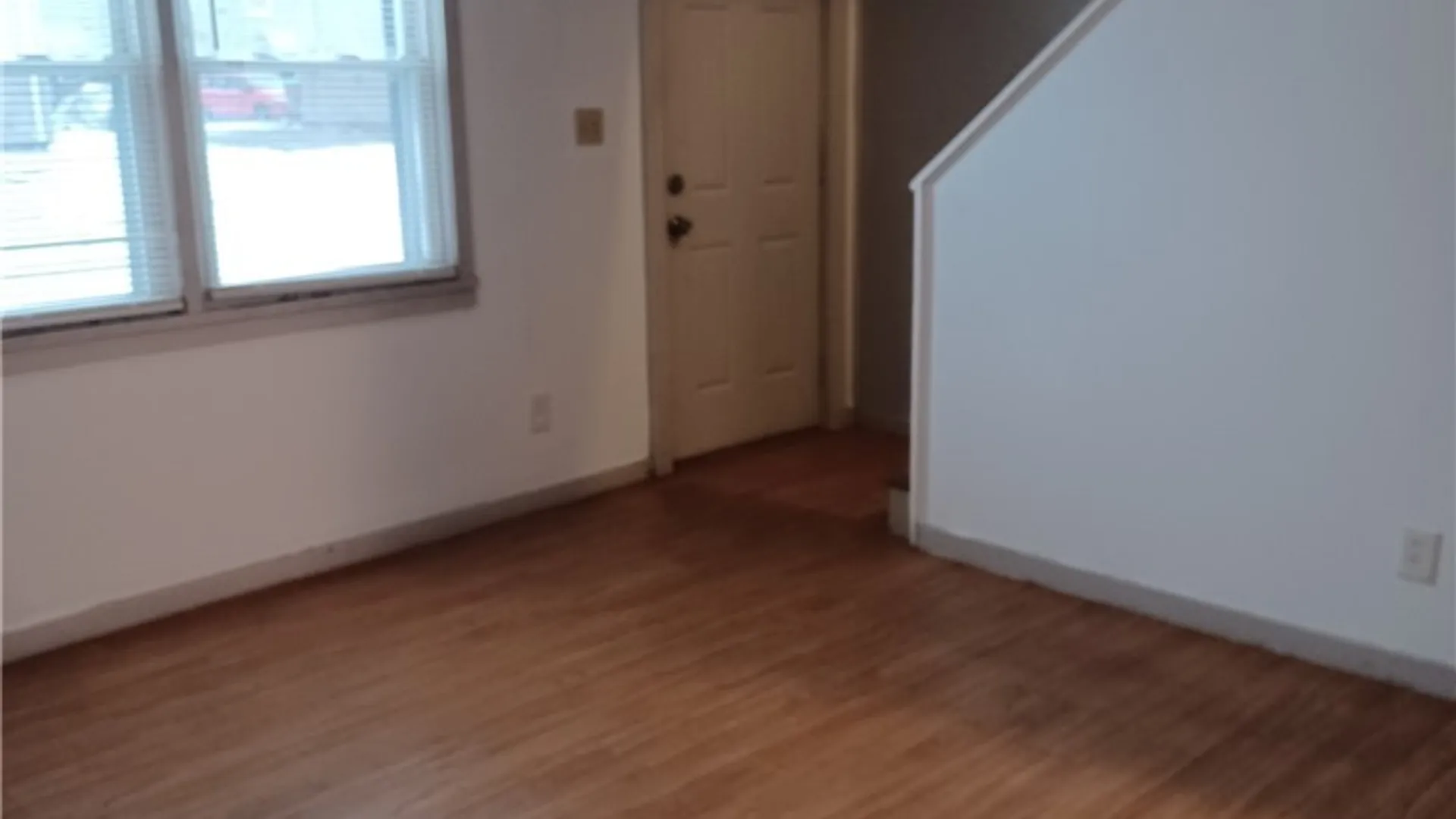 Property at 6 Springfield Drive, Cheektowaga, NY 14225 8