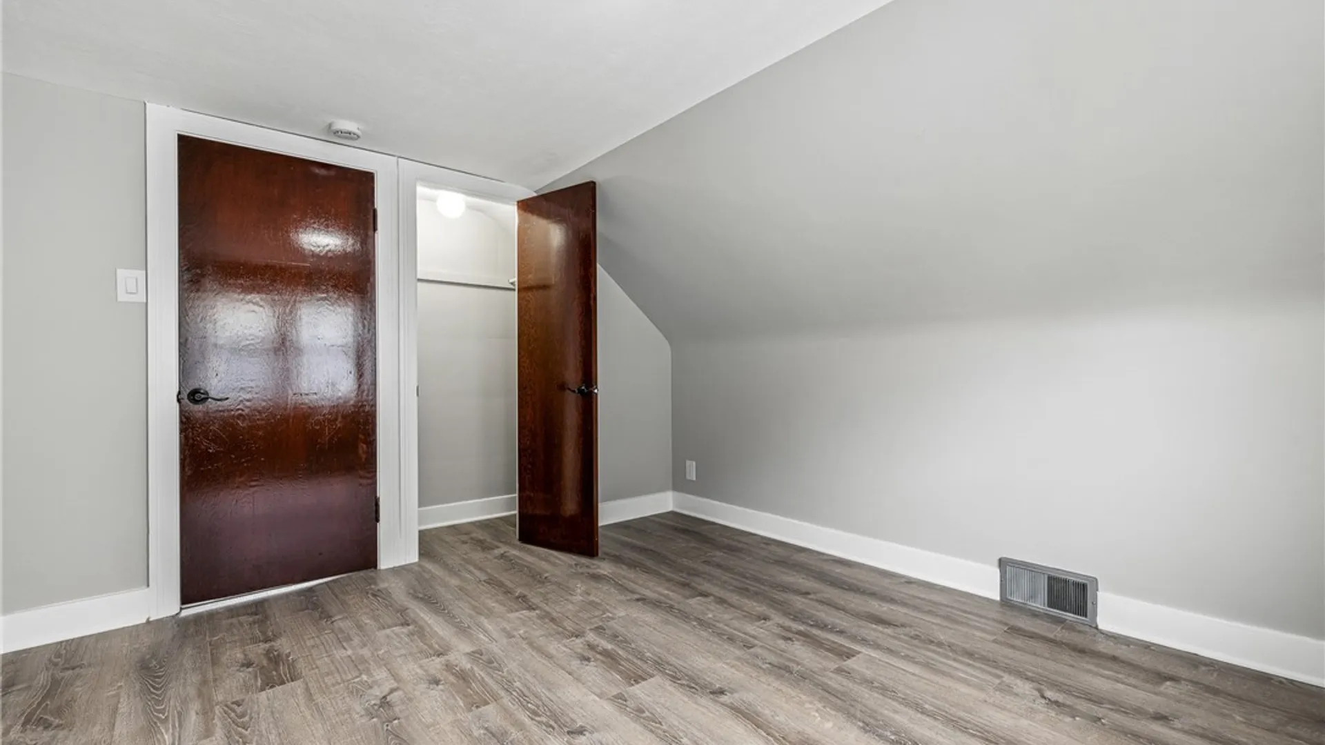 Property at 104 Proctor Avenue, Buffalo, NY 14215 27