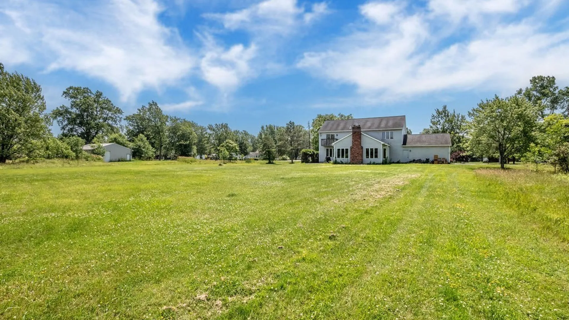 Property at 5111 Oakwood Drive, Pendleton, NY 14120 6