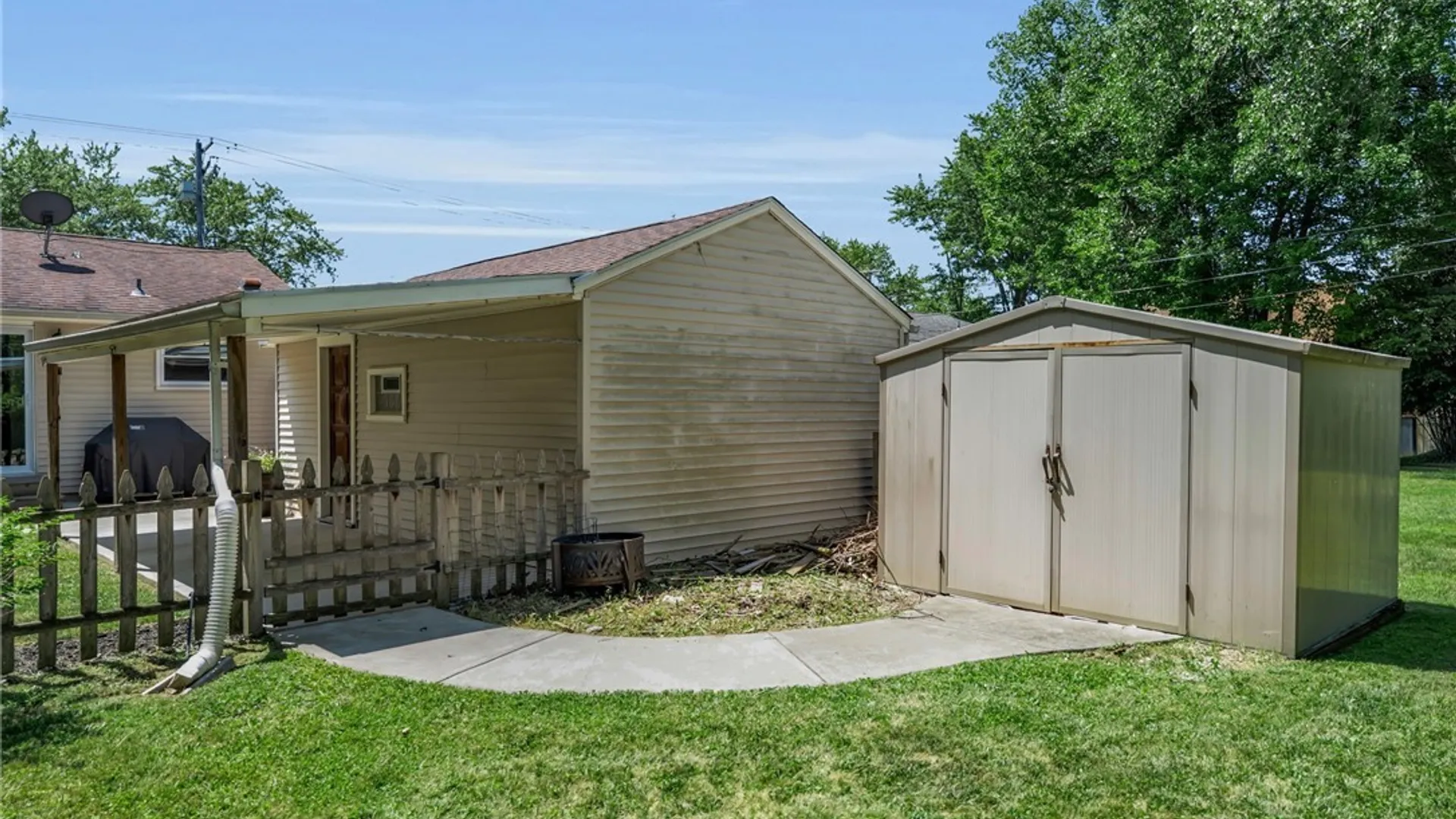 Property at 650 East And West Road, West Seneca, NY 14224 40