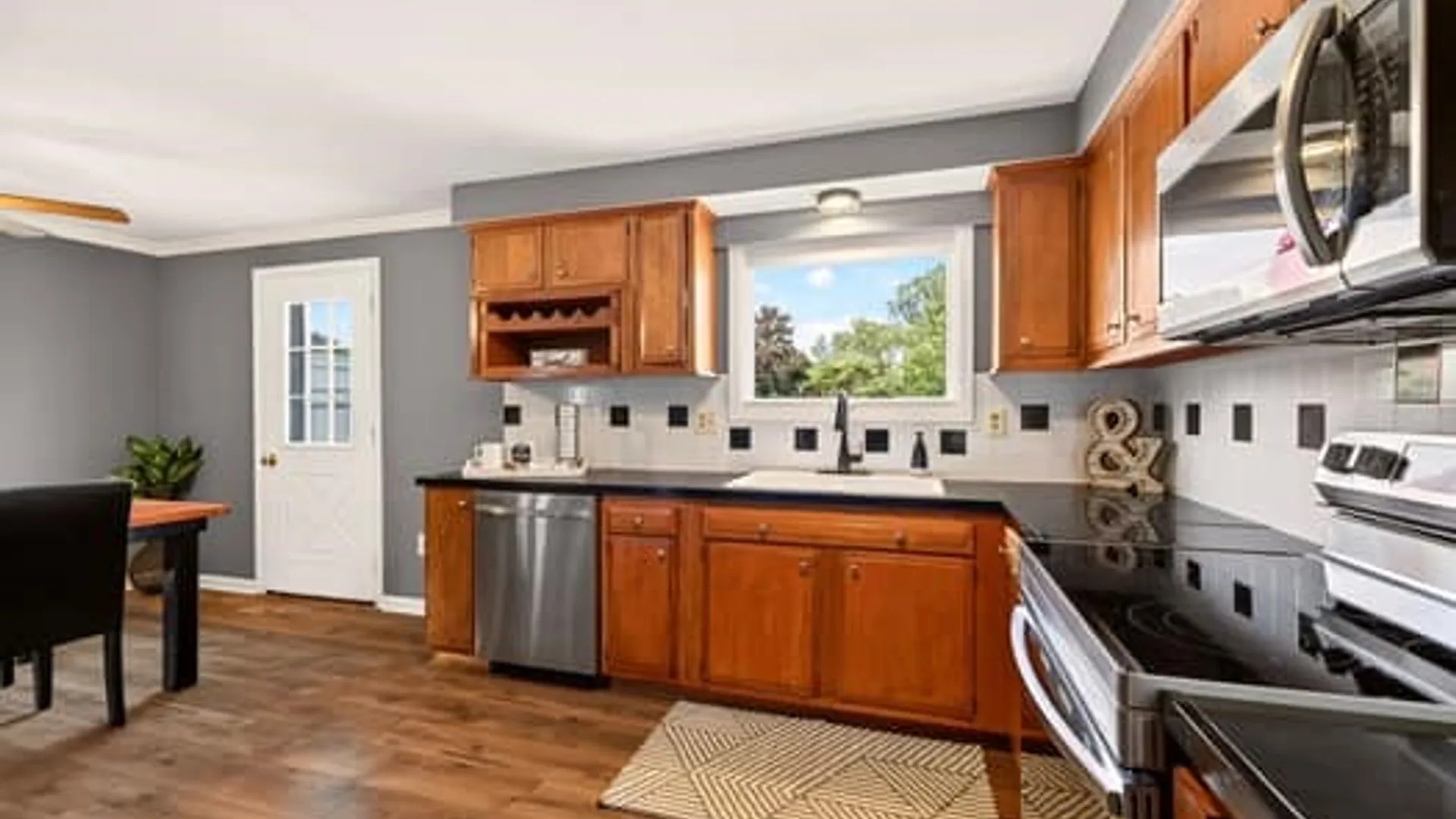 Property at 912 Trolley Boulevard, Gates, NY 14606 11