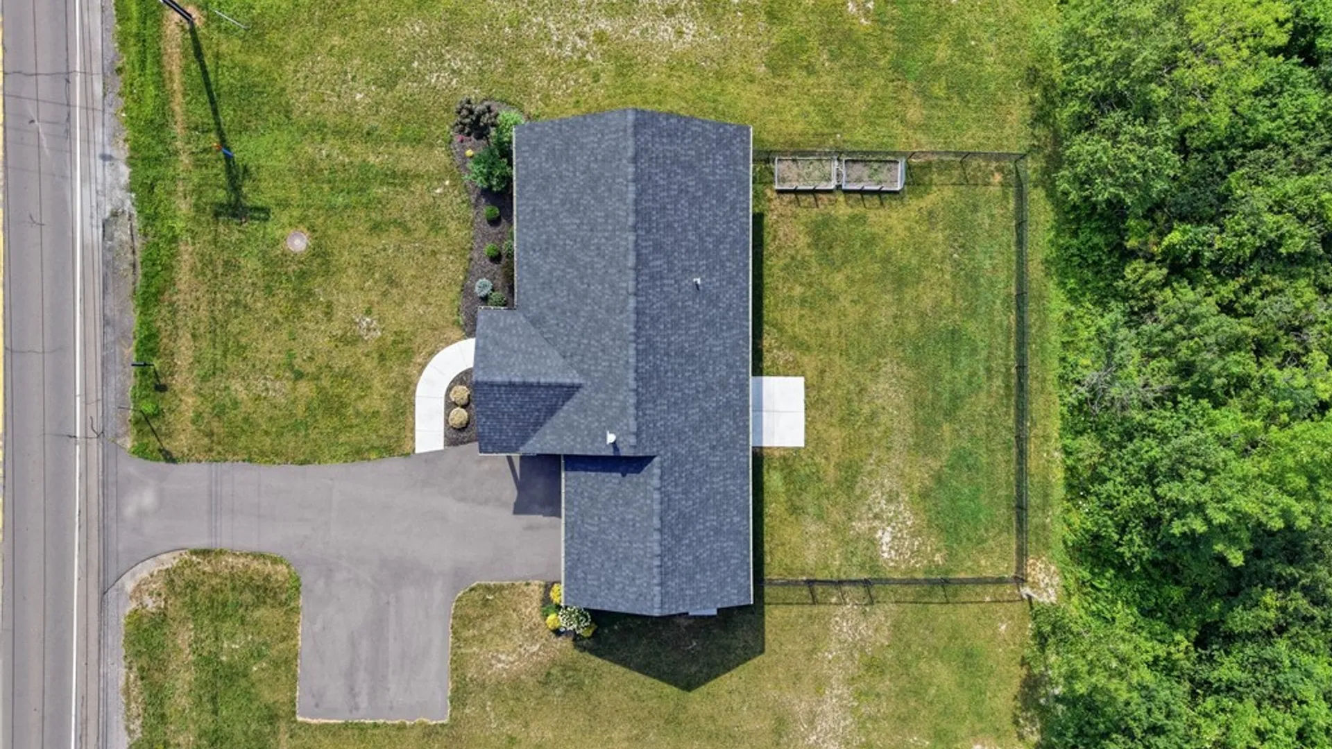 Property at 3880 Big Tree Road, Hamburg, NY 14075 47