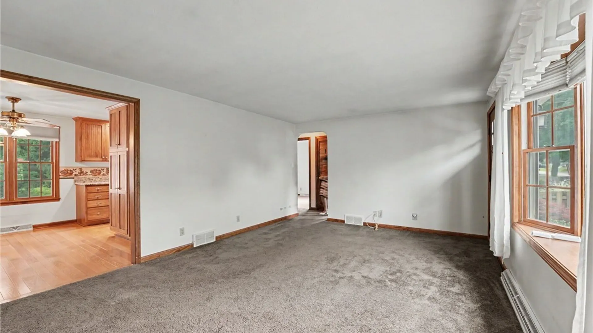 Property at 6334 Dorchester Road, Lockport Town, NY 14094 7