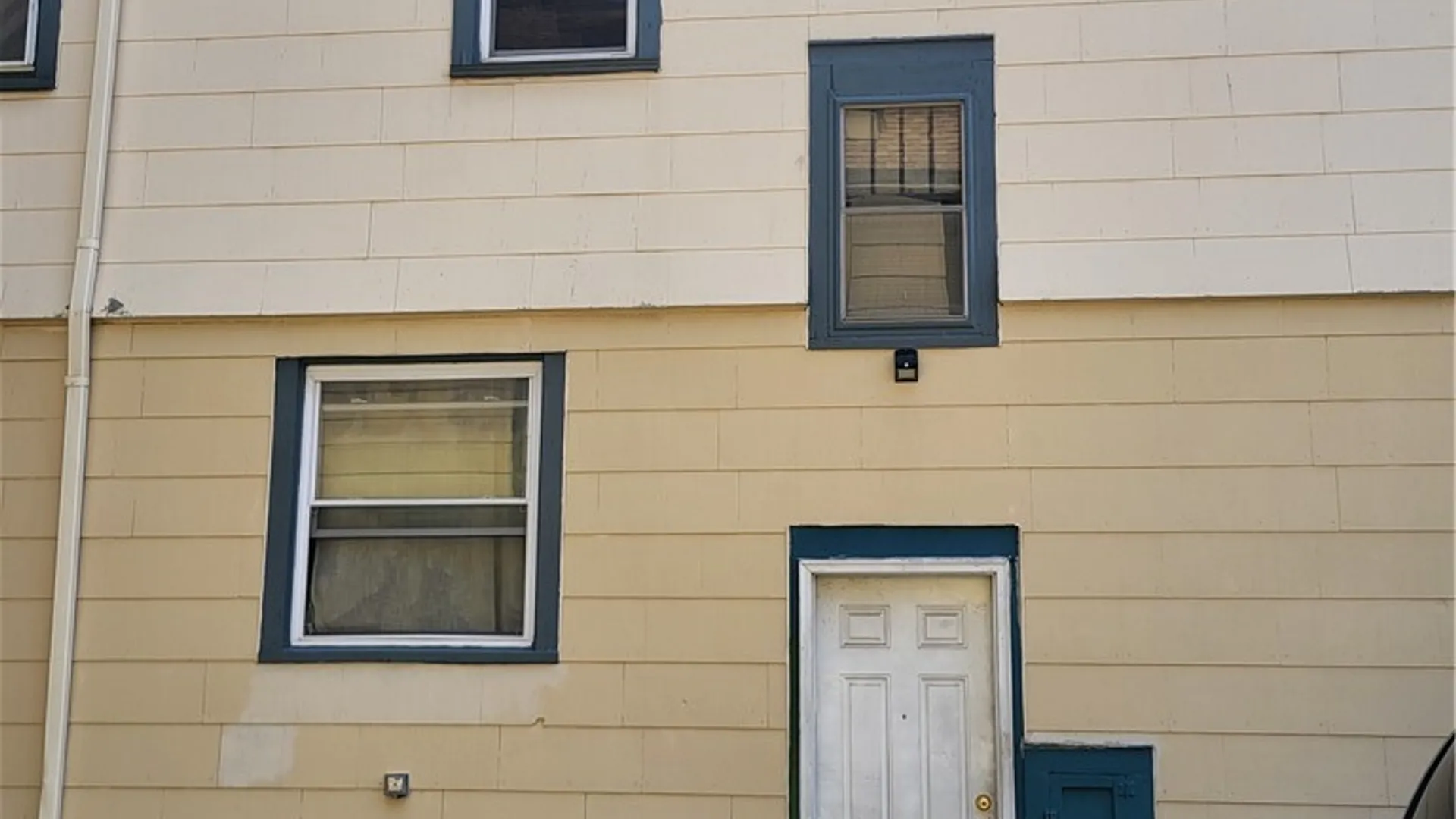 Property at 586 Thurston Road, Rochester, NY 14619 4