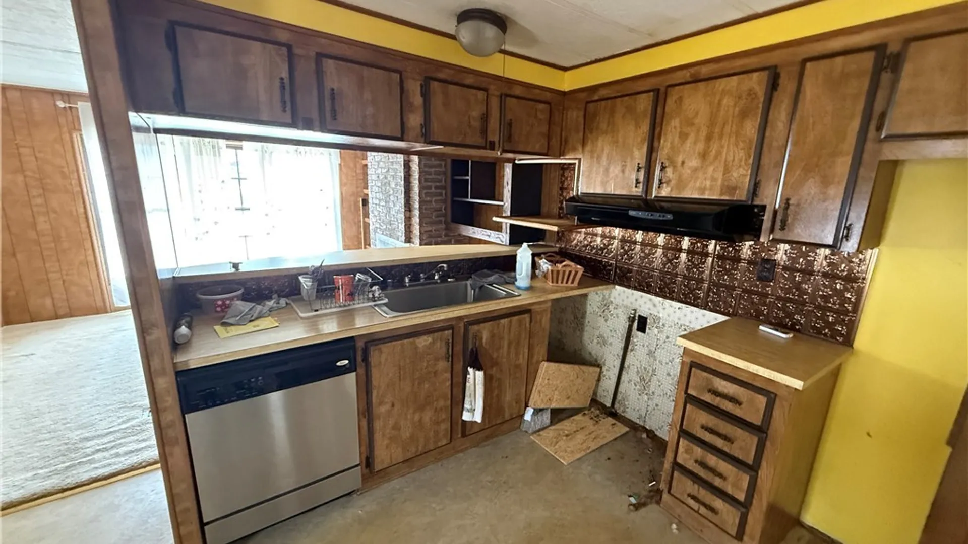 Property at 59 Annamarie, Cheektowaga, NY 14225 13