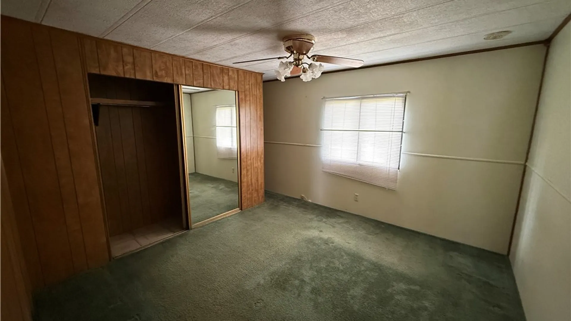 Property at 59 Annamarie, Cheektowaga, NY 14225 17