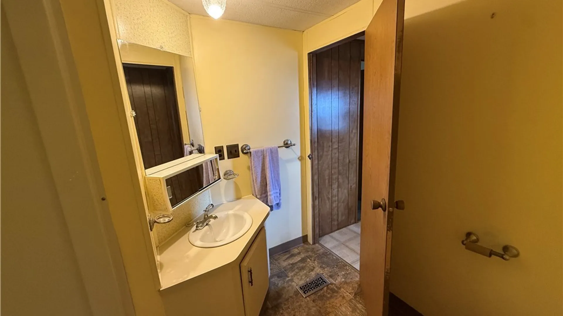 Property at 59 Annamarie, Cheektowaga, NY 14225 21