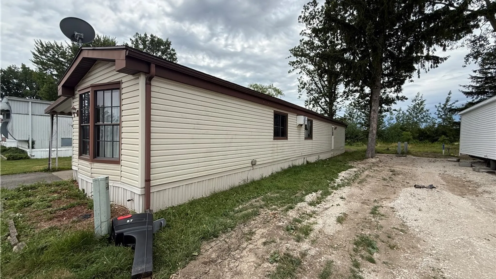 Property at 59 Annamarie, Cheektowaga, NY 14225 4
